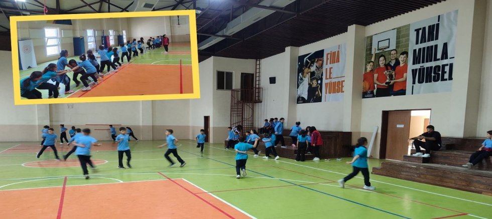  Siverek Eyyüp Cenap Gülpınar Gençlik Merkezi’nde Keyifli Etkinlikler