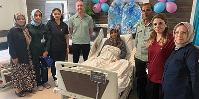  53 Yaşında İkiz Bebek Sahibi Oldu