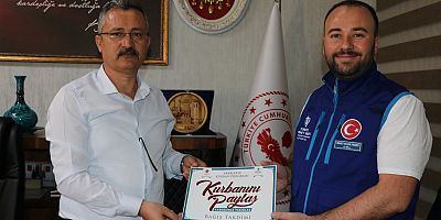 İl Müdürü Göç Kurbanını TDV’ye Bağışladı