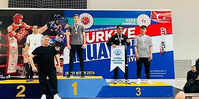 Siverekli sporcular Muaythai Şampiyonası'nda derece aldı